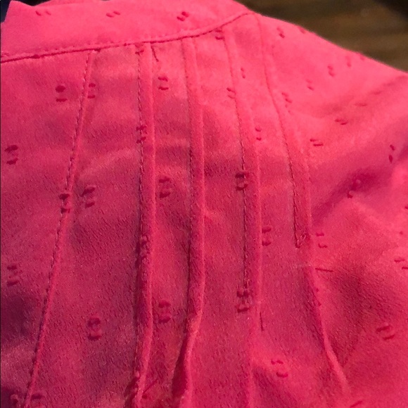 Bright pink top - Picture 3 of 3